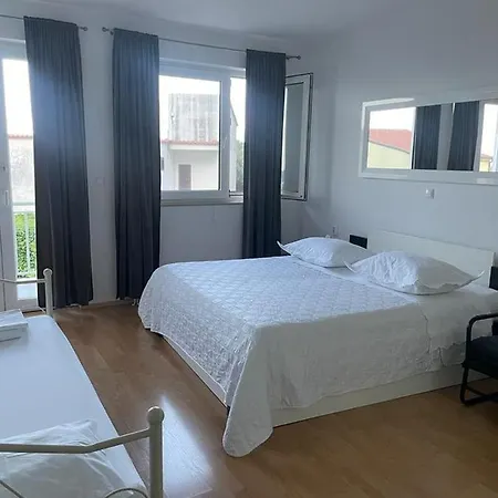 Lucy Apartment Makarska