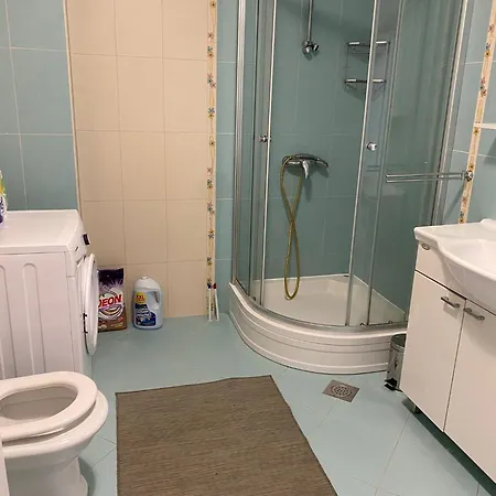 Lucy Apartament