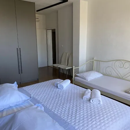 Lucy Apartament Makarska